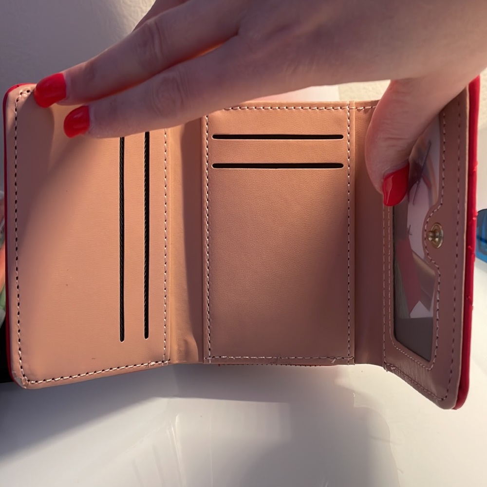 Red wallet - Picture 5 of 7